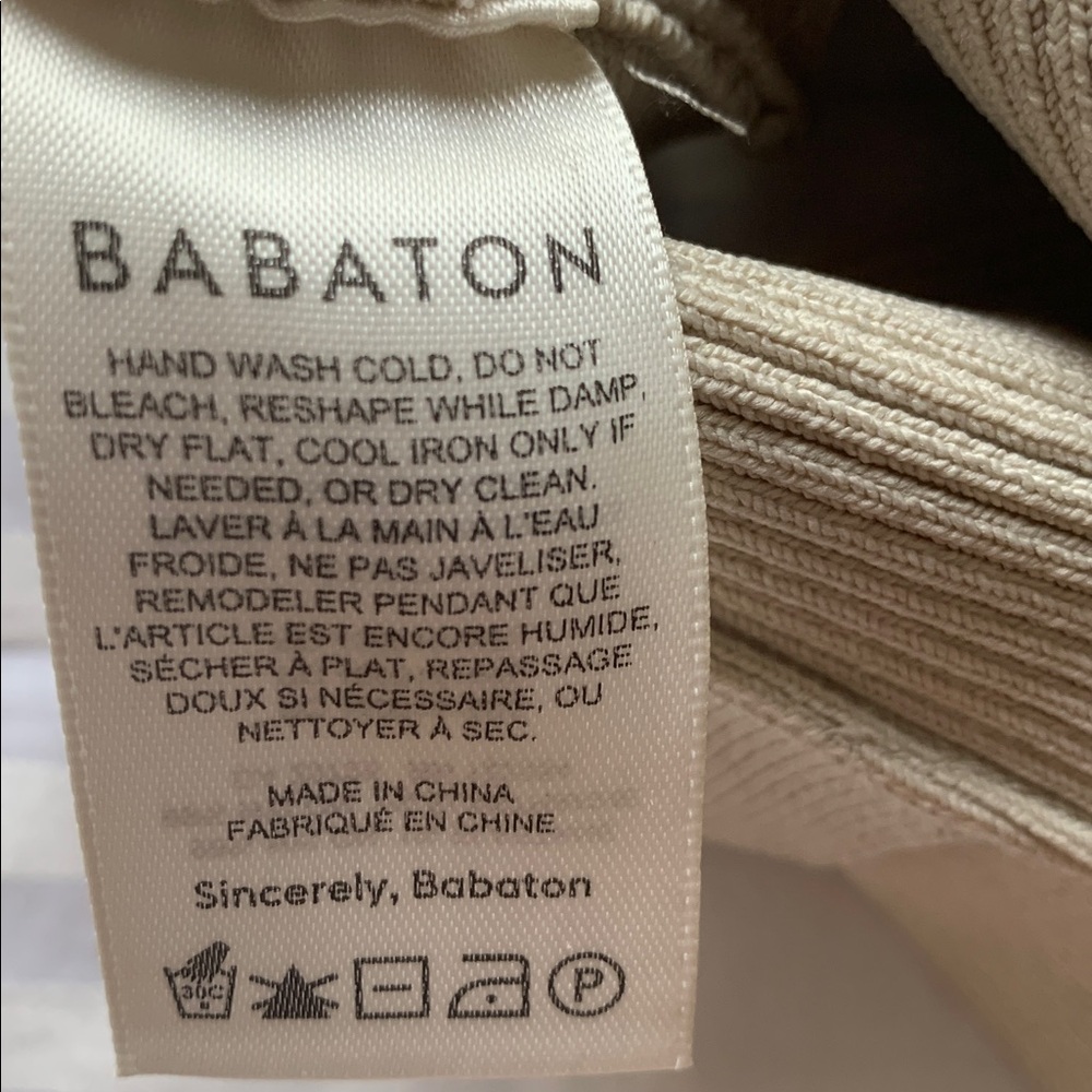 Babaton / Aritzia sculpt Knit Cream Fitted Crop Top nwot. - Picture 4 of 4